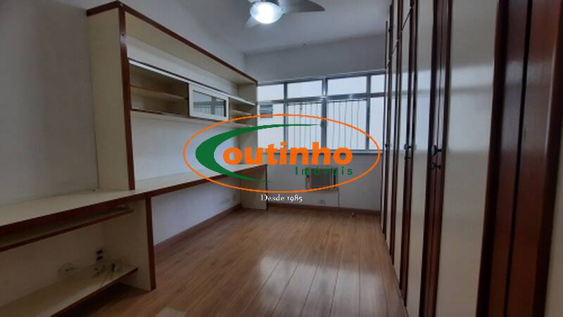 Apartamento à venda com 3 quartos, 98m² - Foto 12