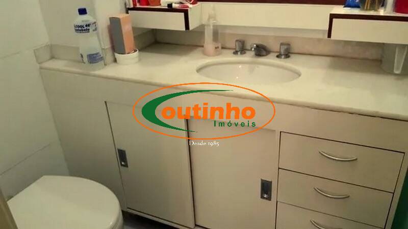 Apartamento à venda com 3 quartos, 110m² - Foto 11