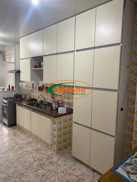 Apartamento à venda com 3 quartos, 145m² - Foto 14