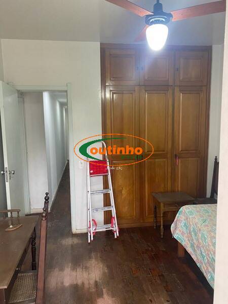 Apartamento à venda com 3 quartos, 145m² - Foto 10