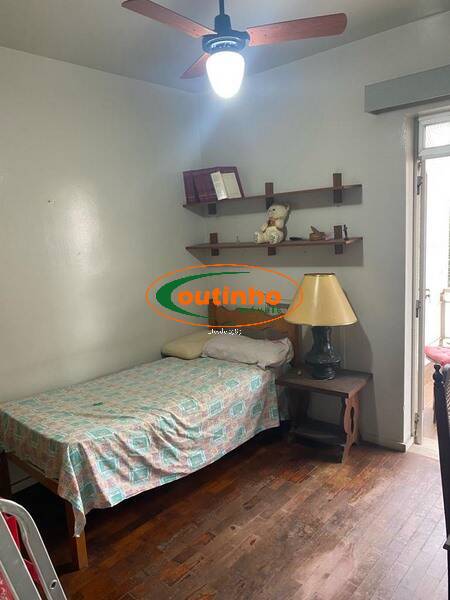 Apartamento à venda com 3 quartos, 145m² - Foto 19