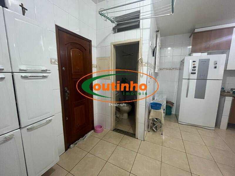 Apartamento à venda com 3 quartos, 95m² - Foto 10