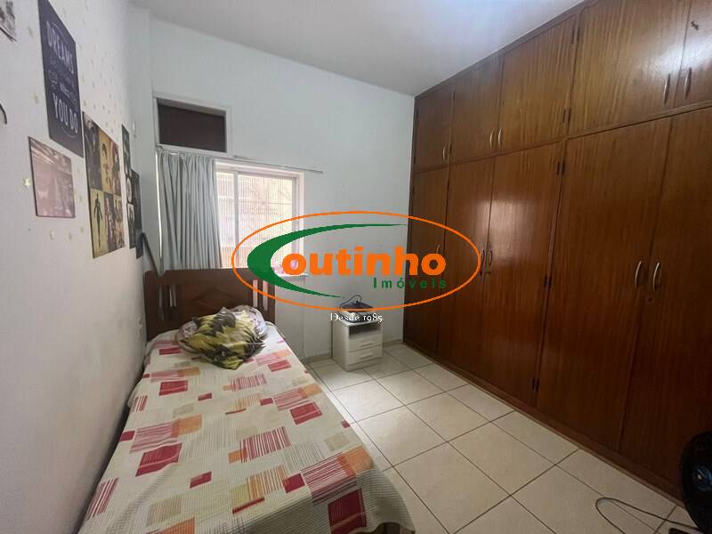 Apartamento à venda com 3 quartos, 95m² - Foto 15