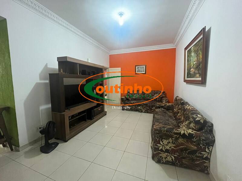 Apartamento à venda com 3 quartos, 95m² - Foto 3