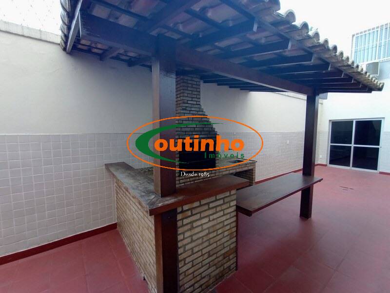 Apartamento à venda com 2 quartos, 89m² - Foto 21