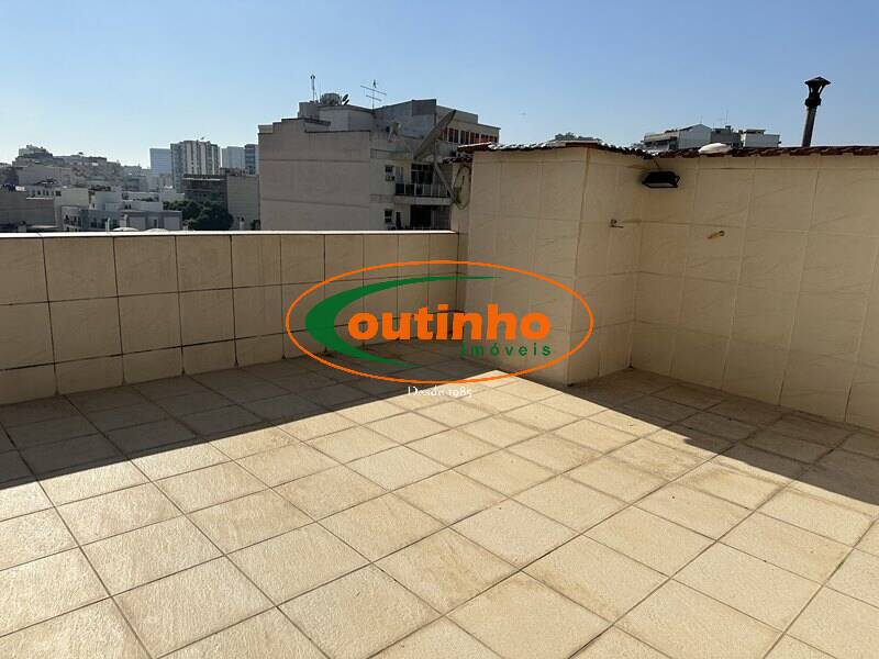 Cobertura à venda com 1 quarto, 114m² - Foto 1