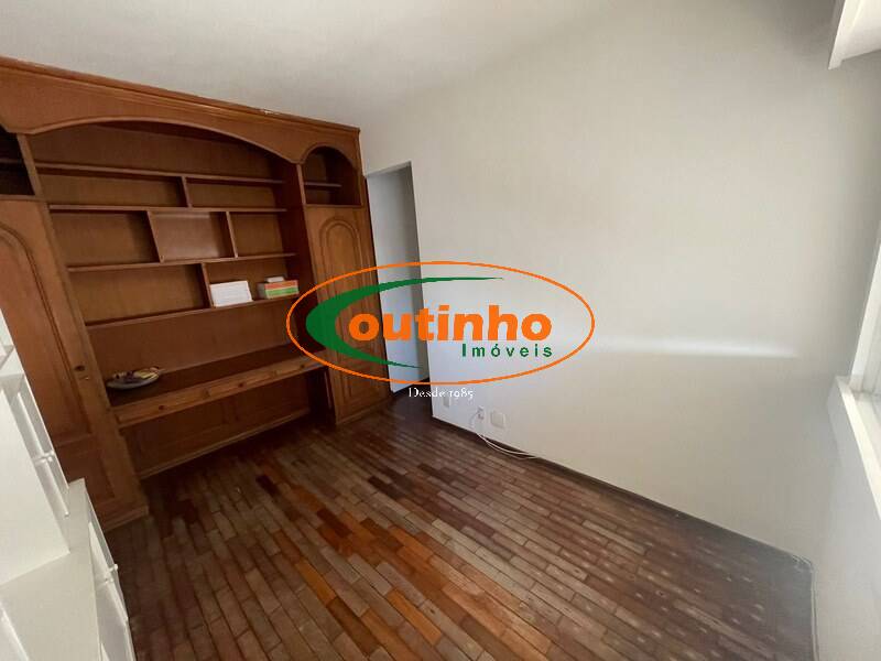 Apartamento à venda com 4 quartos, 160m² - Foto 17