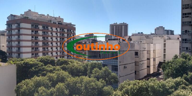 Apartamento à venda com 4 quartos, 224m² - Foto 4