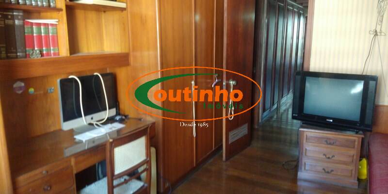 Apartamento à venda com 4 quartos, 224m² - Foto 29