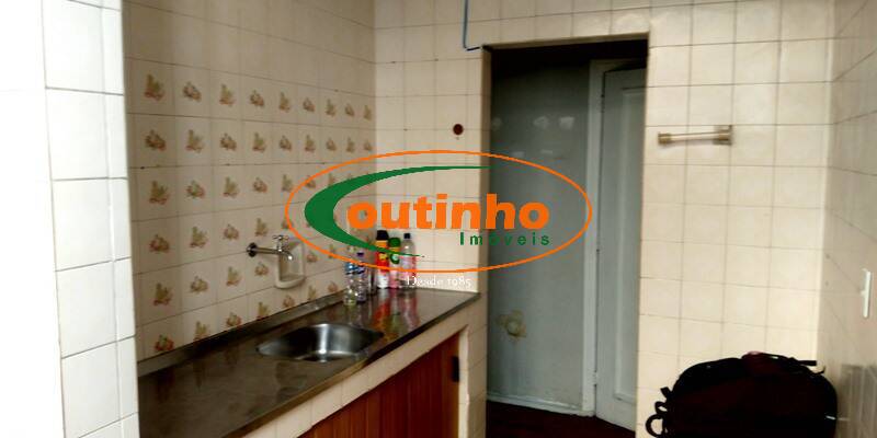 Apartamento à venda com 2 quartos, 58m² - Foto 13