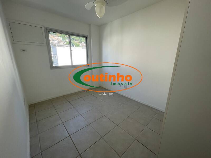 Apartamento à venda com 2 quartos, 80m² - Foto 5