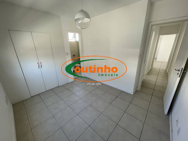 Apartamento à venda com 2 quartos, 80m² - Foto 12