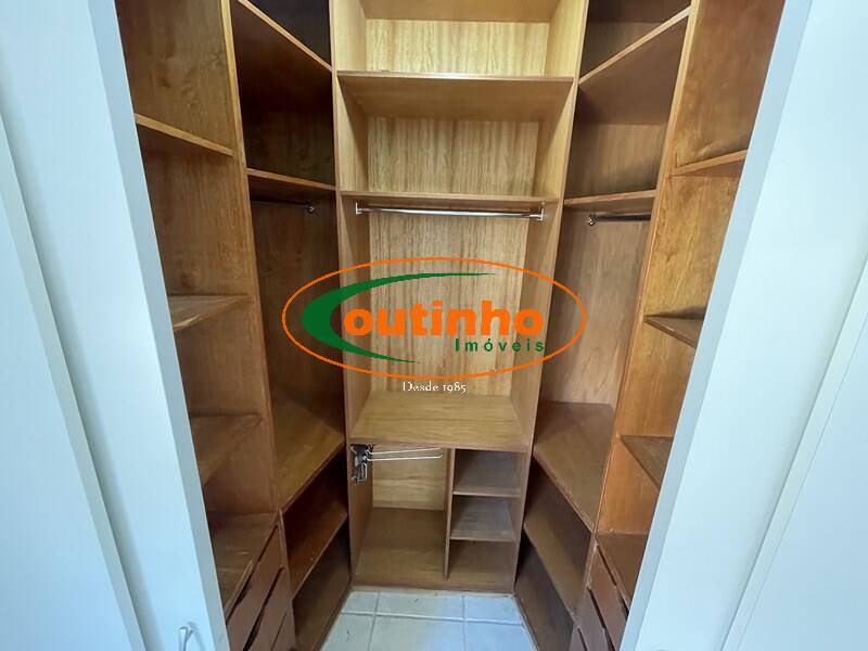 Apartamento à venda com 2 quartos, 80m² - Foto 13