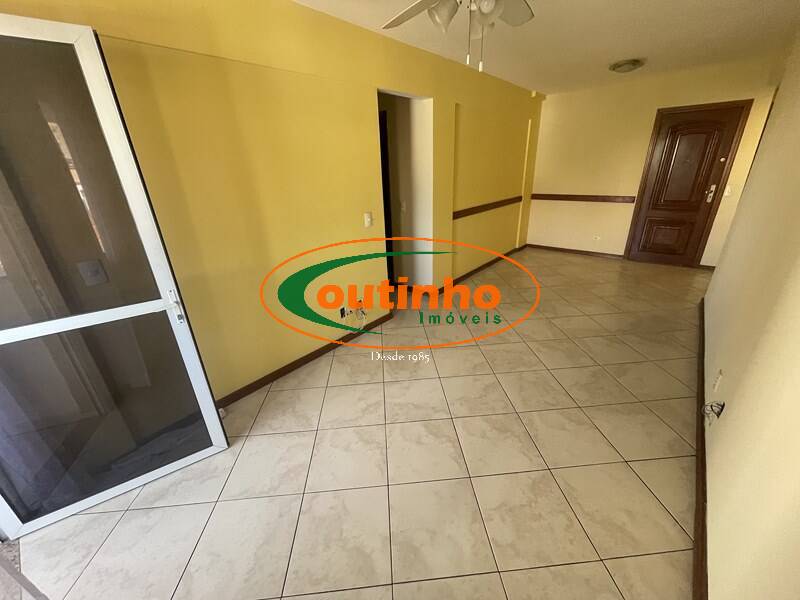 Apartamento à venda com 2 quartos, 85m² - Foto 6