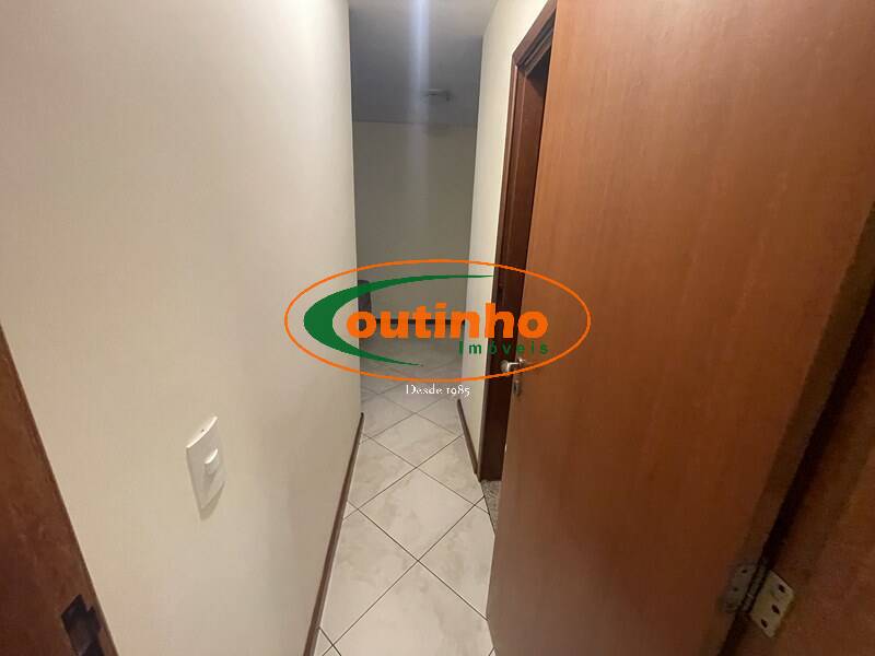 Apartamento à venda com 2 quartos, 85m² - Foto 17