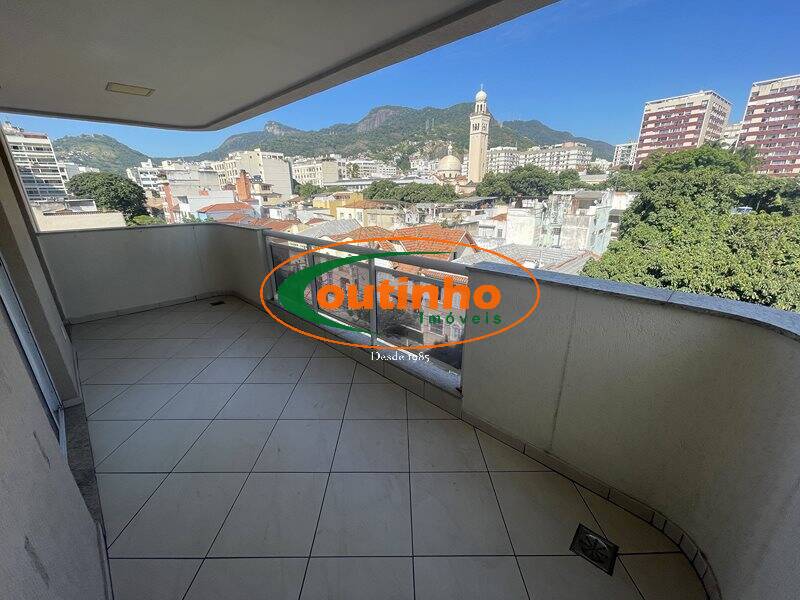 Apartamento à venda com 2 quartos, 85m² - Foto 2