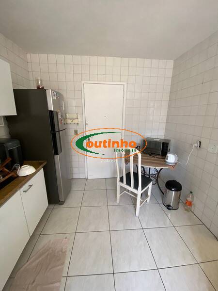 Apartamento à venda com 2 quartos, 76m² - Foto 12