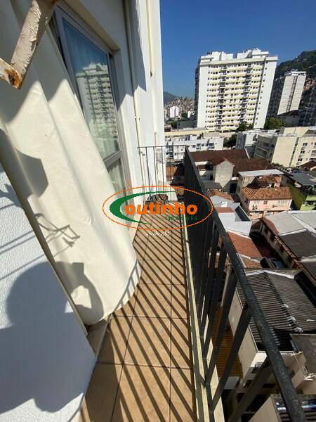 Apartamento à venda com 2 quartos, 76m² - Foto 3