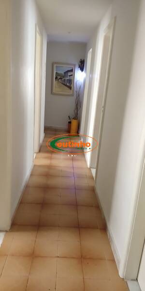 Apartamento à venda com 4 quartos, 240m² - Foto 9