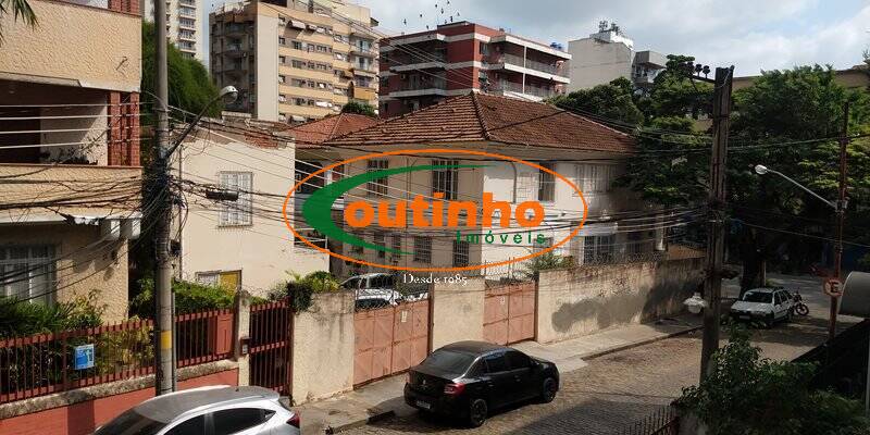 Apartamento à venda com 4 quartos, 240m² - Foto 1