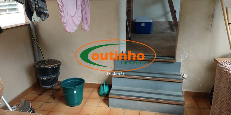 Apartamento à venda com 4 quartos, 240m² - Foto 47