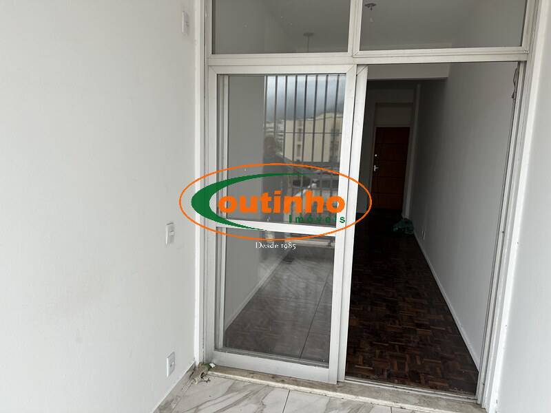 Apartamento à venda com 1 quarto, 60m² - Foto 18