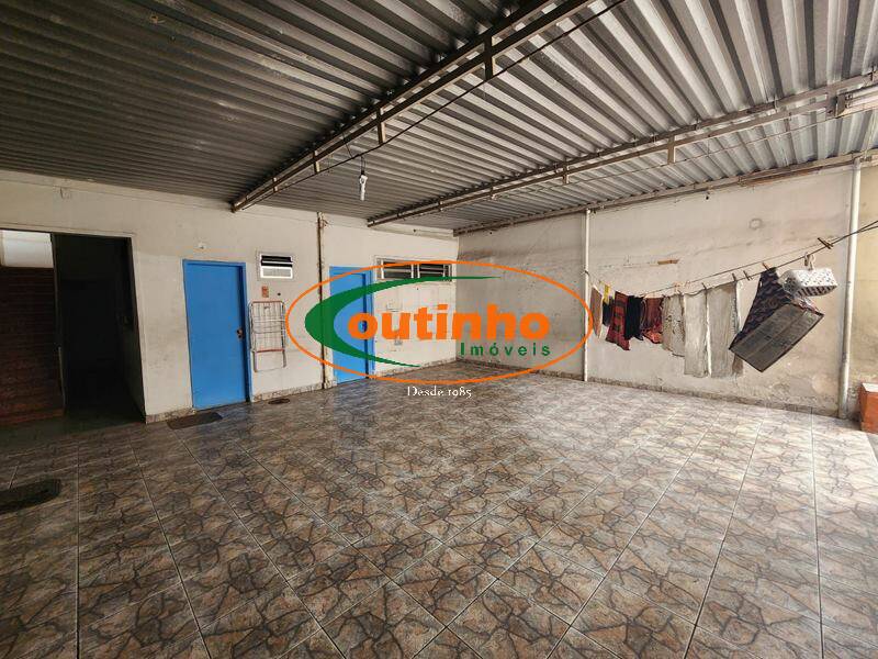 Prédio Inteiro à venda, 300m² - Foto 17