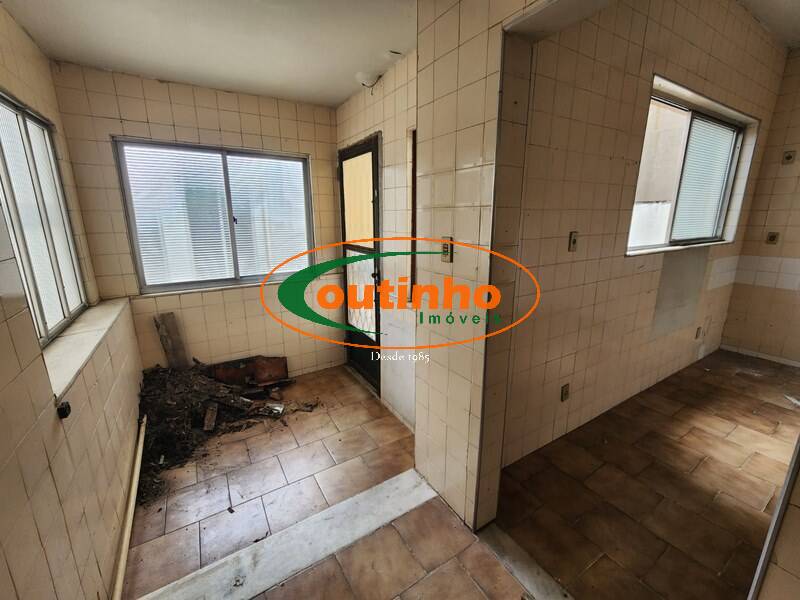 Prédio Inteiro à venda, 300m² - Foto 47