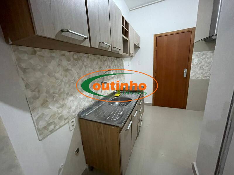 Apartamento à venda com 3 quartos, 70m² - Foto 23