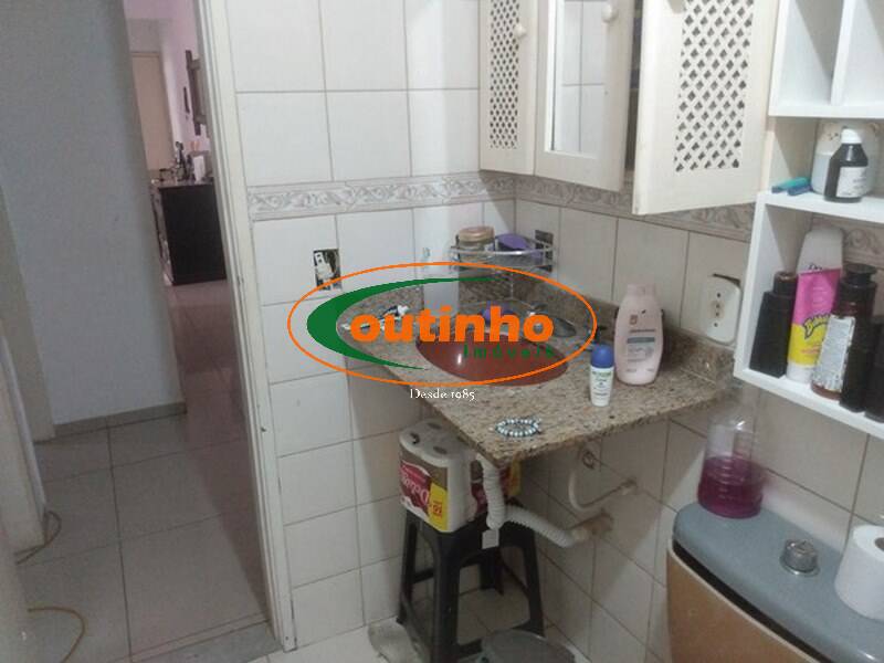 Apartamento à venda com 2 quartos, 72m² - Foto 14