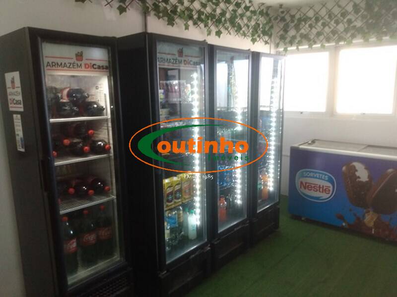 Apartamento à venda com 2 quartos, 72m² - Foto 33