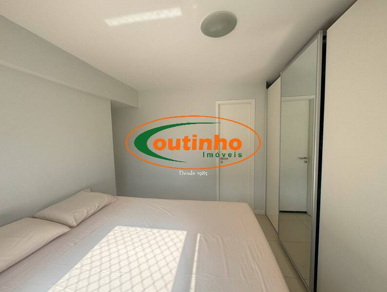 Apartamento à venda com 3 quartos, 81m² - Foto 15