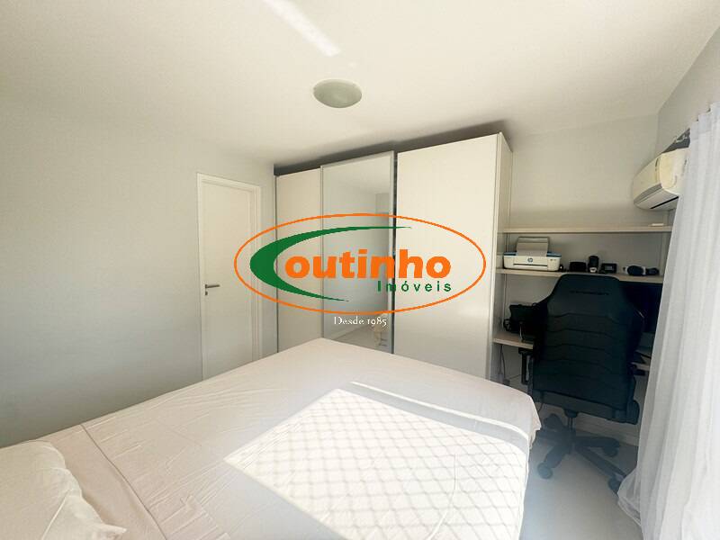 Apartamento à venda com 3 quartos, 81m² - Foto 12