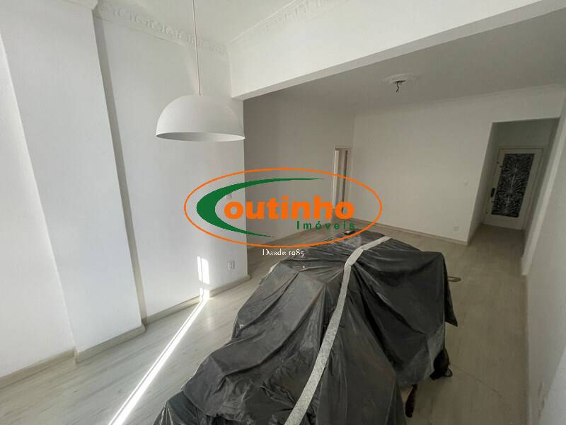 Apartamento à venda com 3 quartos, 110m² - Foto 4