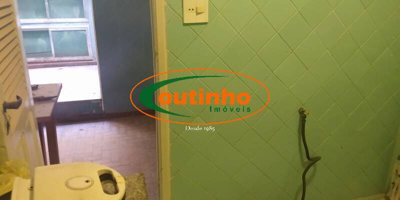 Apartamento à venda com 2 quartos, 60m² - Foto 28