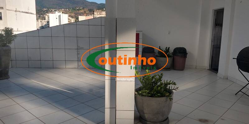 Apartamento à venda com 2 quartos, 60m² - Foto 42