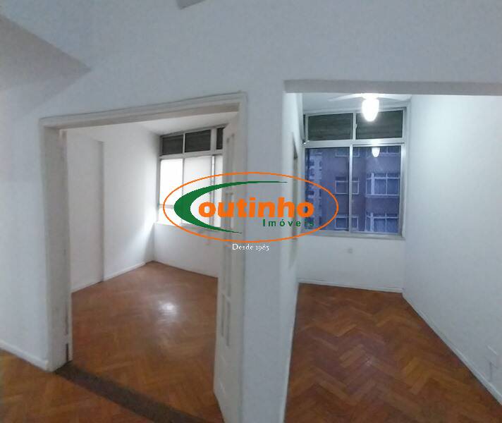 Apartamento à venda com 3 quartos, 107m² - Foto 1