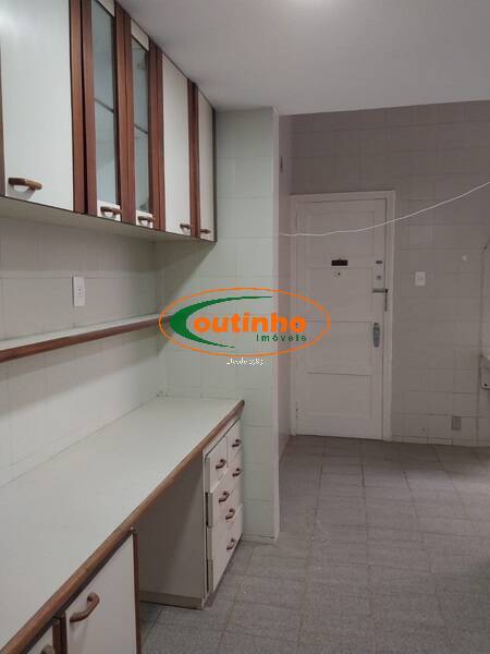 Apartamento à venda com 3 quartos, 107m² - Foto 8