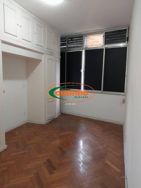 Apartamento à venda com 3 quartos, 107m² - Foto 12