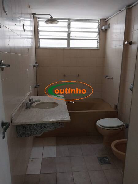 Apartamento à venda com 3 quartos, 107m² - Foto 13