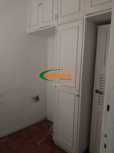 Apartamento à venda com 3 quartos, 107m² - Foto 22