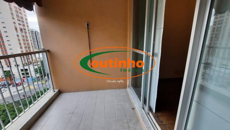 Apartamento à venda com 3 quartos, 98m² - Foto 12