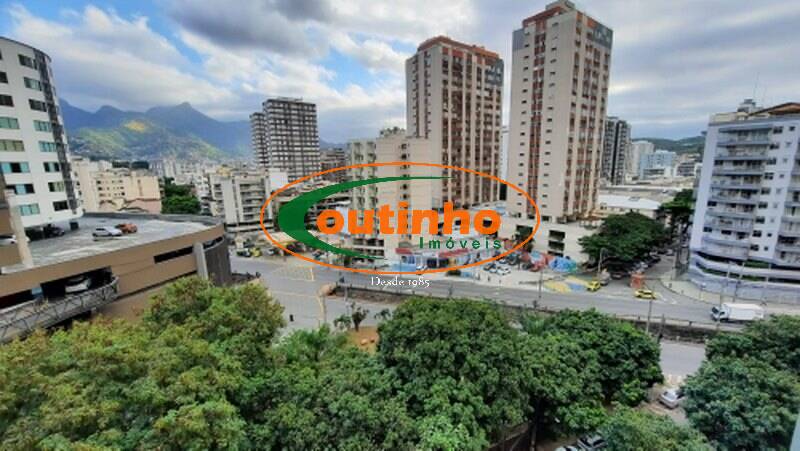 Apartamento à venda com 3 quartos, 98m² - Foto 11