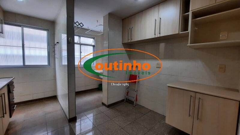 Apartamento à venda com 3 quartos, 98m² - Foto 32