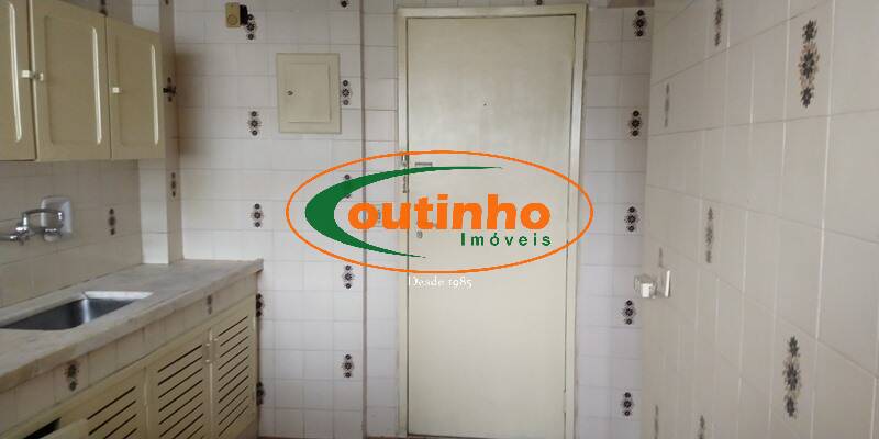 Apartamento à venda com 2 quartos, 69m² - Foto 23