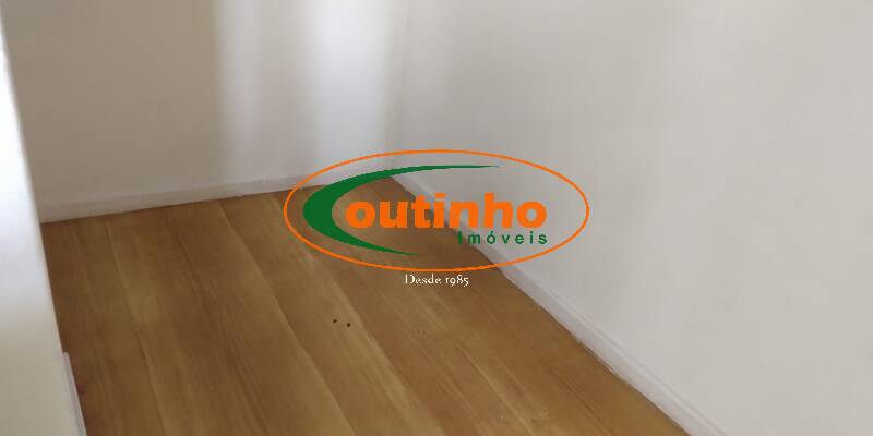 Apartamento à venda com 2 quartos, 69m² - Foto 27