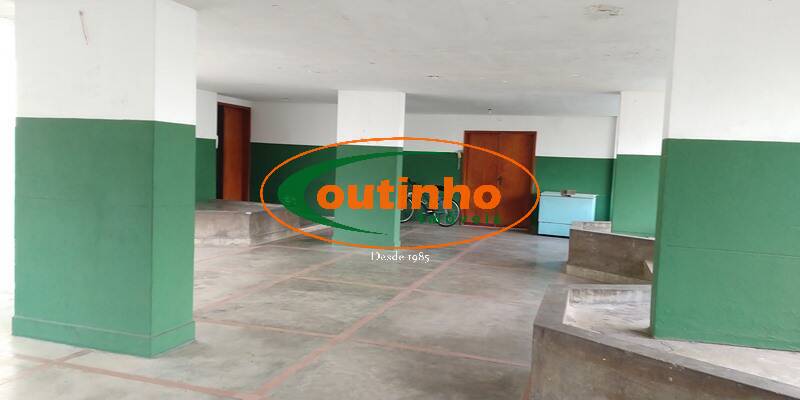 Apartamento à venda com 2 quartos, 69m² - Foto 33