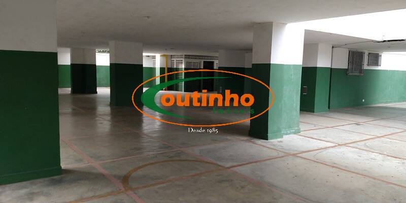 Apartamento à venda com 2 quartos, 69m² - Foto 35