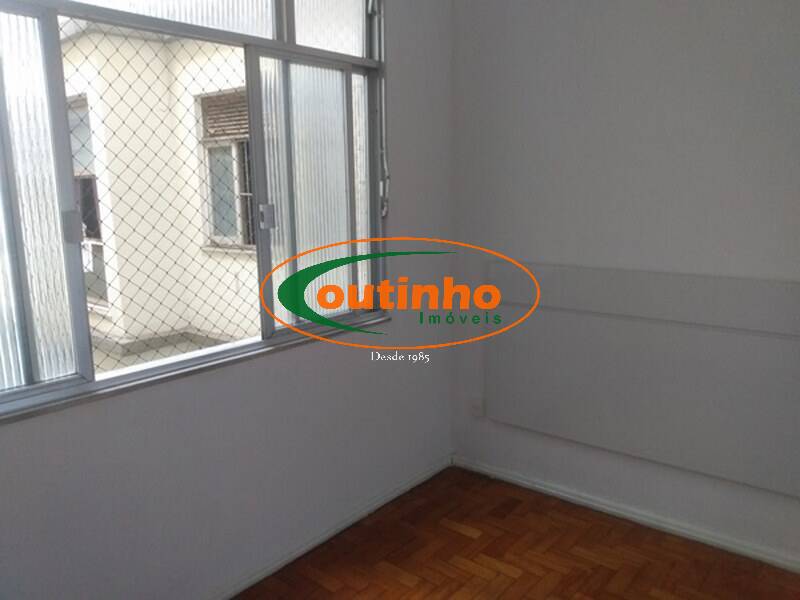 Apartamento à venda com 1 quarto, 40m² - Foto 11