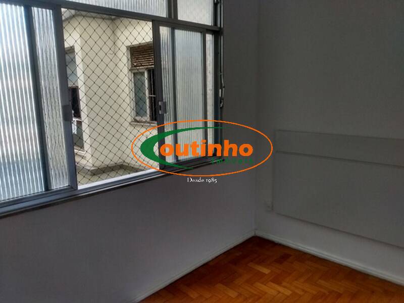 Apartamento à venda com 1 quarto, 40m² - Foto 12